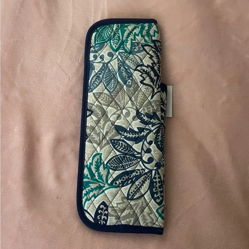 Vera Bradley protect heated